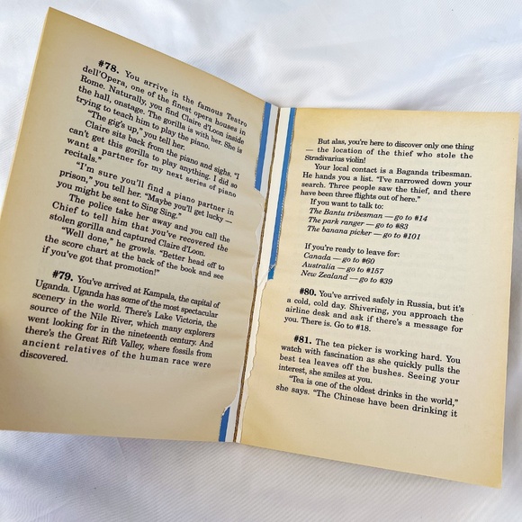 Where In the World is Carmen San Diego? Text by John Peel 1991 - Picture 5 of 5